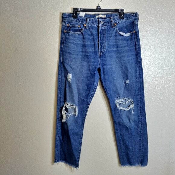 Levi's Premium Wedgie Straight Fit Women's distressed Jeans sz 32 - Picture 2 of 12